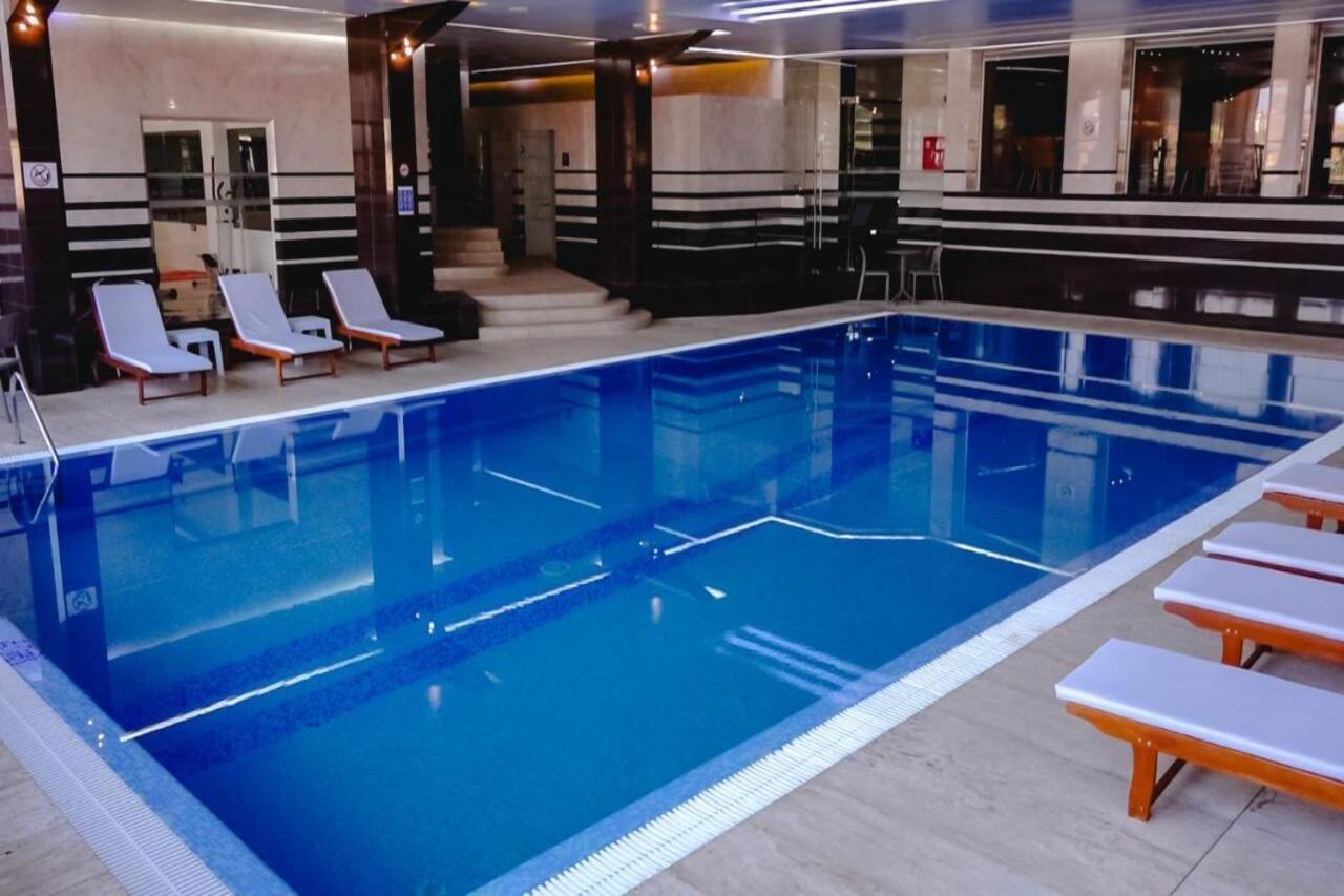 Hotel International Prishtina & Spa Пристина Екстериор снимка