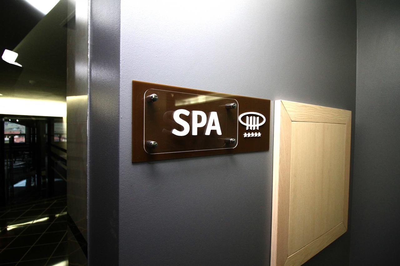 Hotel International Prishtina & Spa Пристина Екстериор снимка