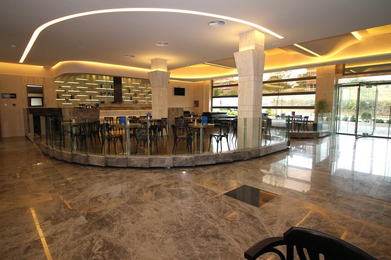 Hotel International Prishtina & Spa Пристина Екстериор снимка