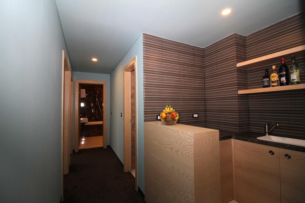 Hotel International Prishtina & Spa Пристина Екстериор снимка