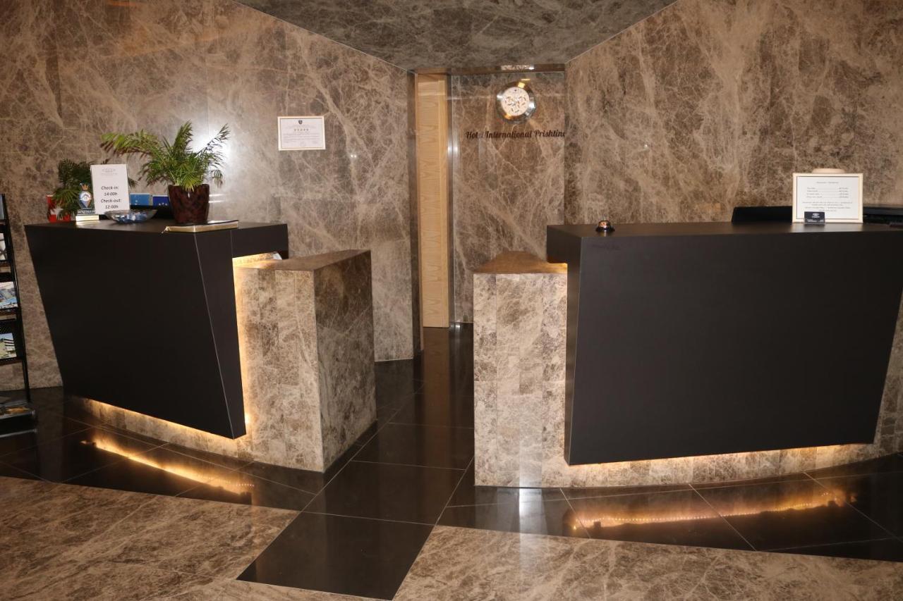 Hotel International Prishtina & Spa Пристина Екстериор снимка